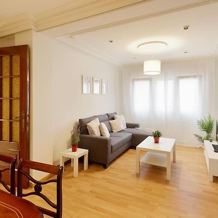 621B Acogedor Apartamento โอเบียโด ภายนอก รูปภาพ