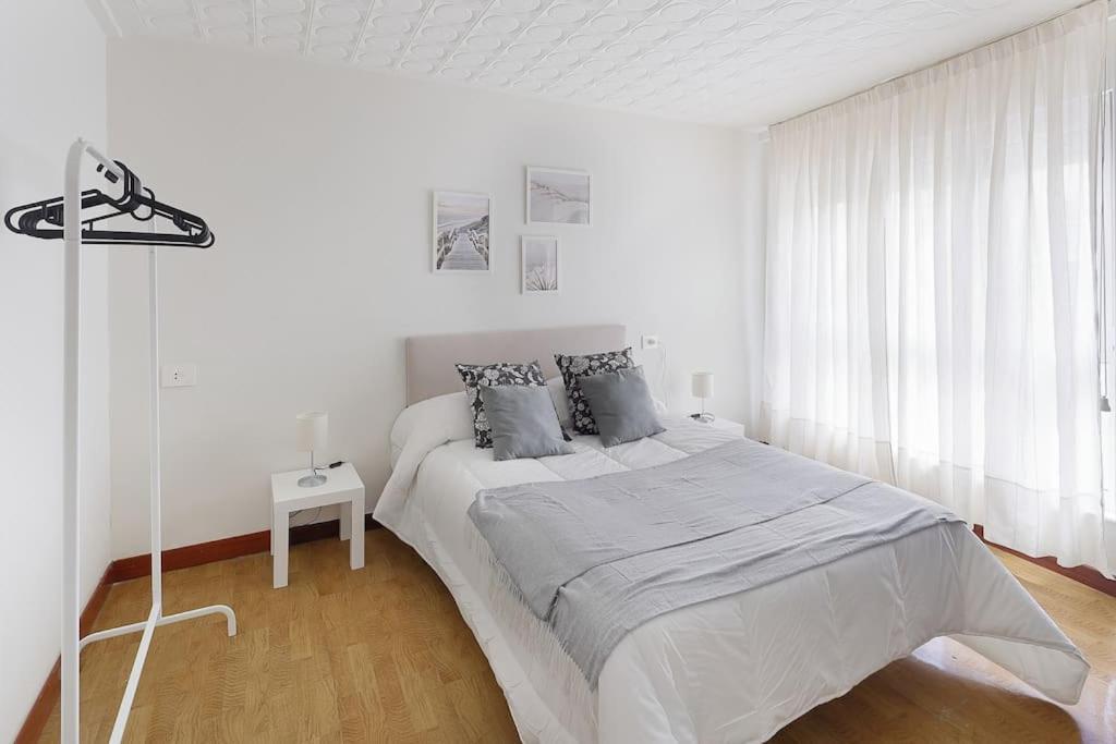 621B Acogedor Apartamento โอเบียโด ภายนอก รูปภาพ